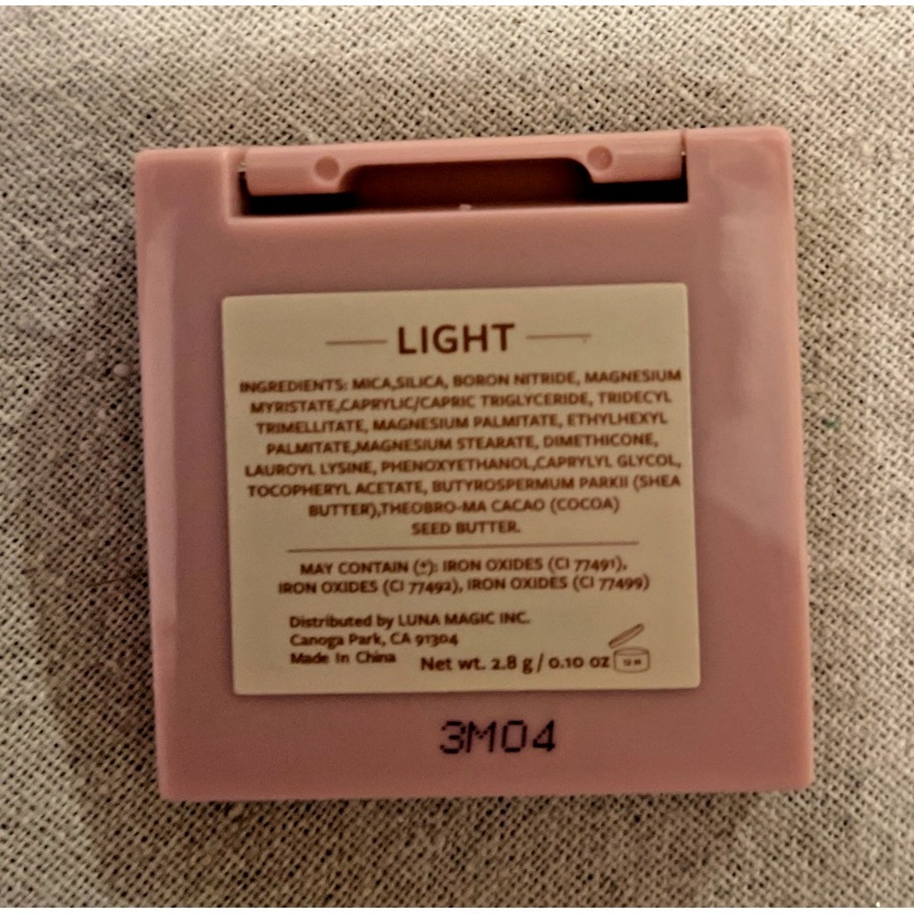 Luna Magic Soft Foundation Powder light Mini Compact 2.8G - Picture 2 of 3